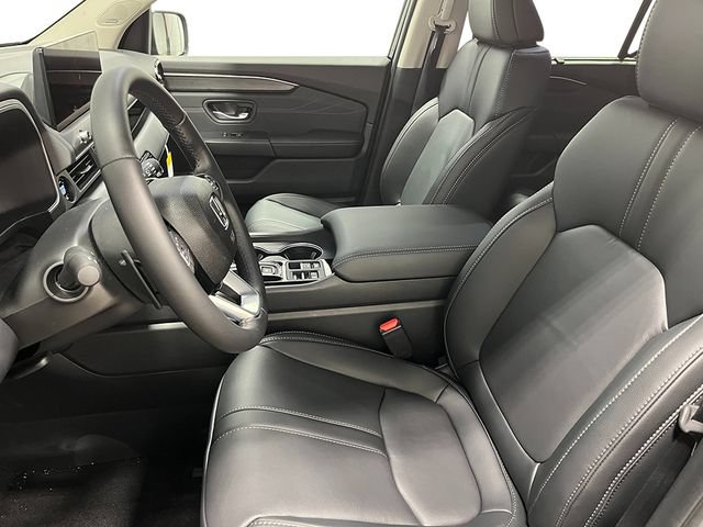 New 2026 Honda Pilot Touring image 13