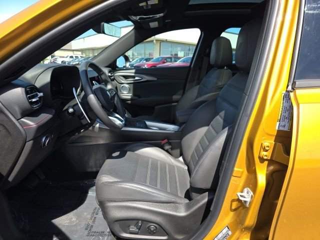 Used 2025 Dodge Hornet R/T w/ R/T Plus Package AWD/4WD image 12