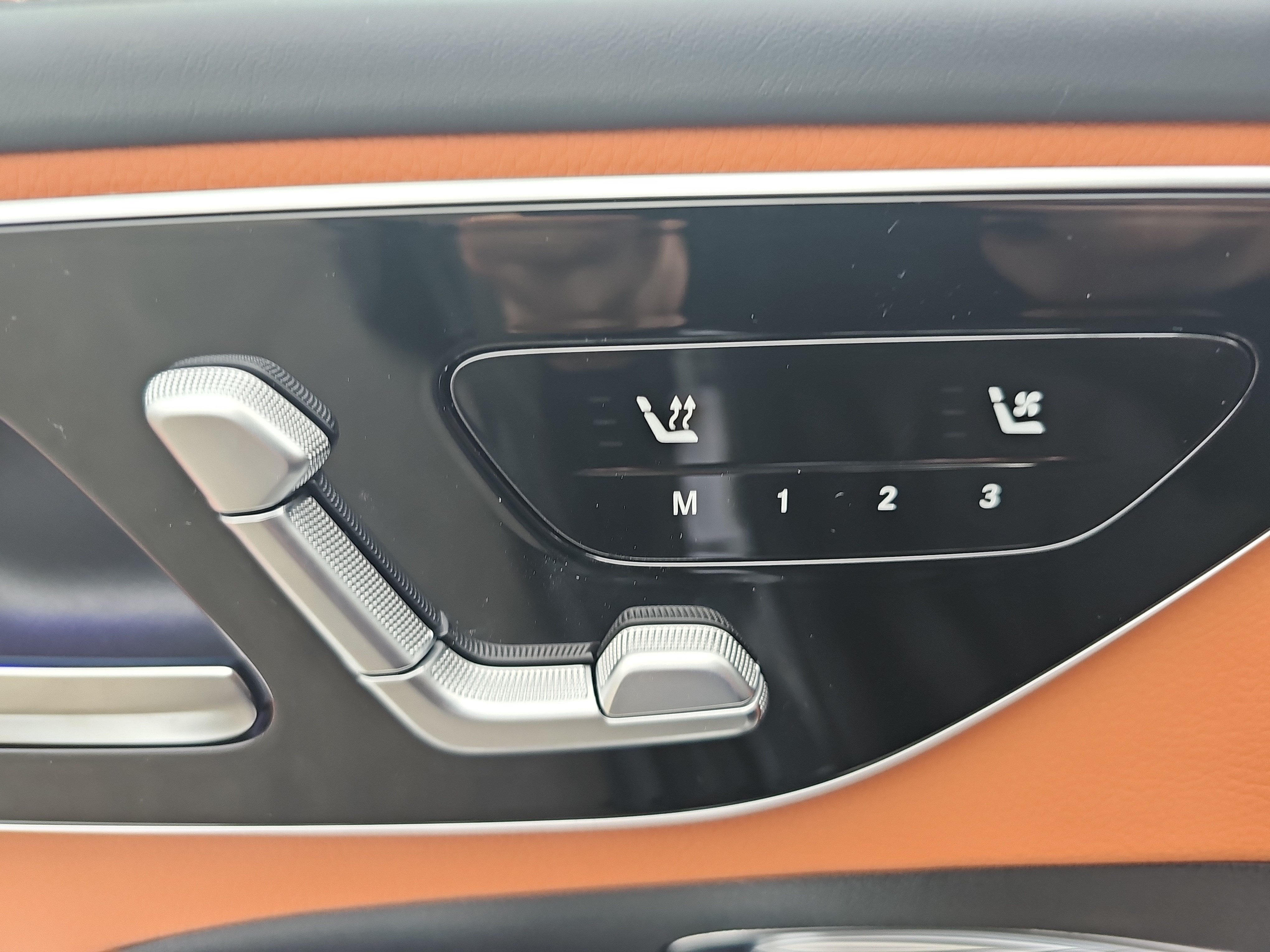 New 2026 Mercedes-Benz C 43 AMG 4MATIC Sedan image 30