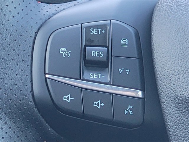 Certified 2025 Ford Escape ST-Line Elite w/ Premium Technology Package image 33