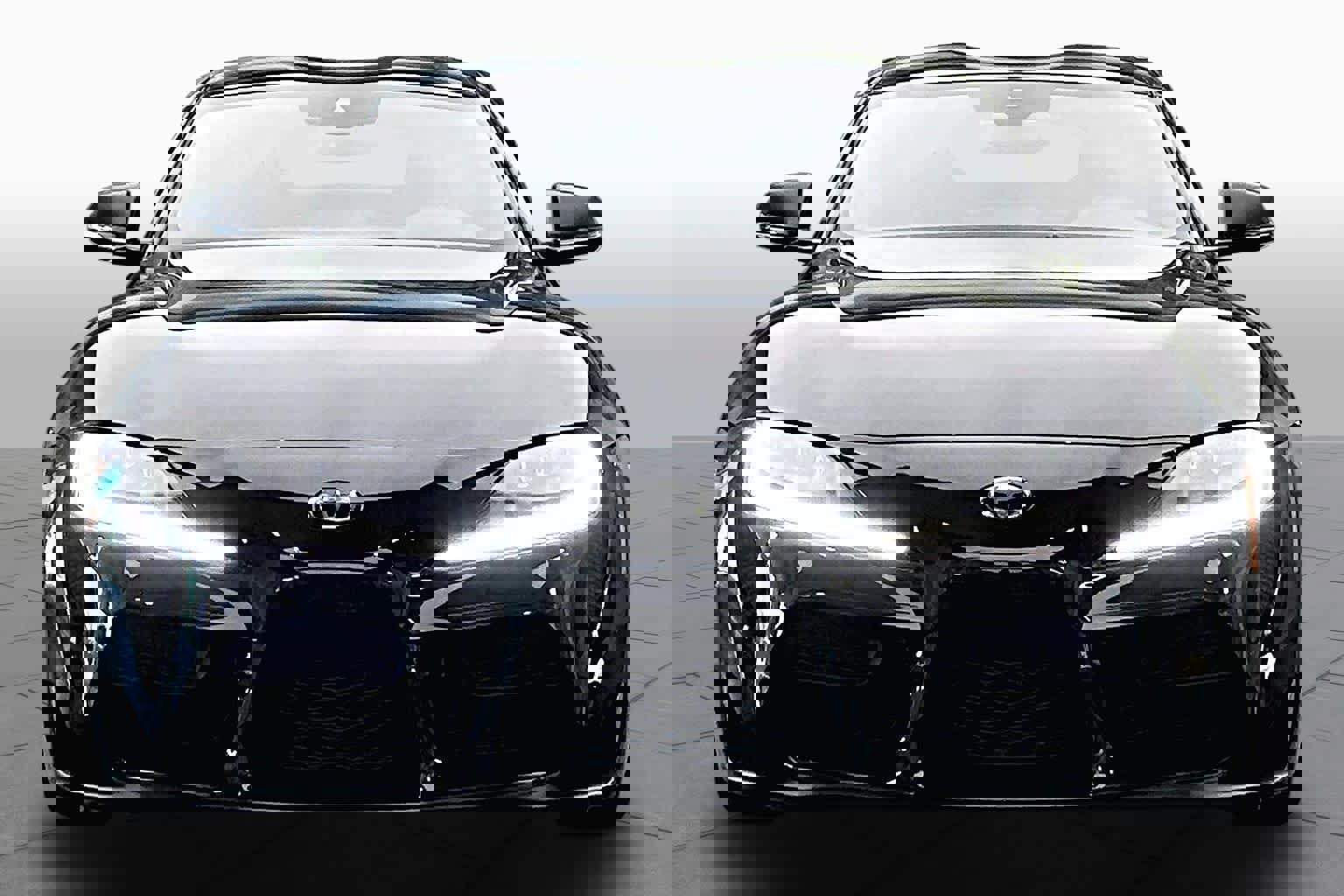 Used 2025 Toyota Supra Premium w/ Driver Assist Package image 4