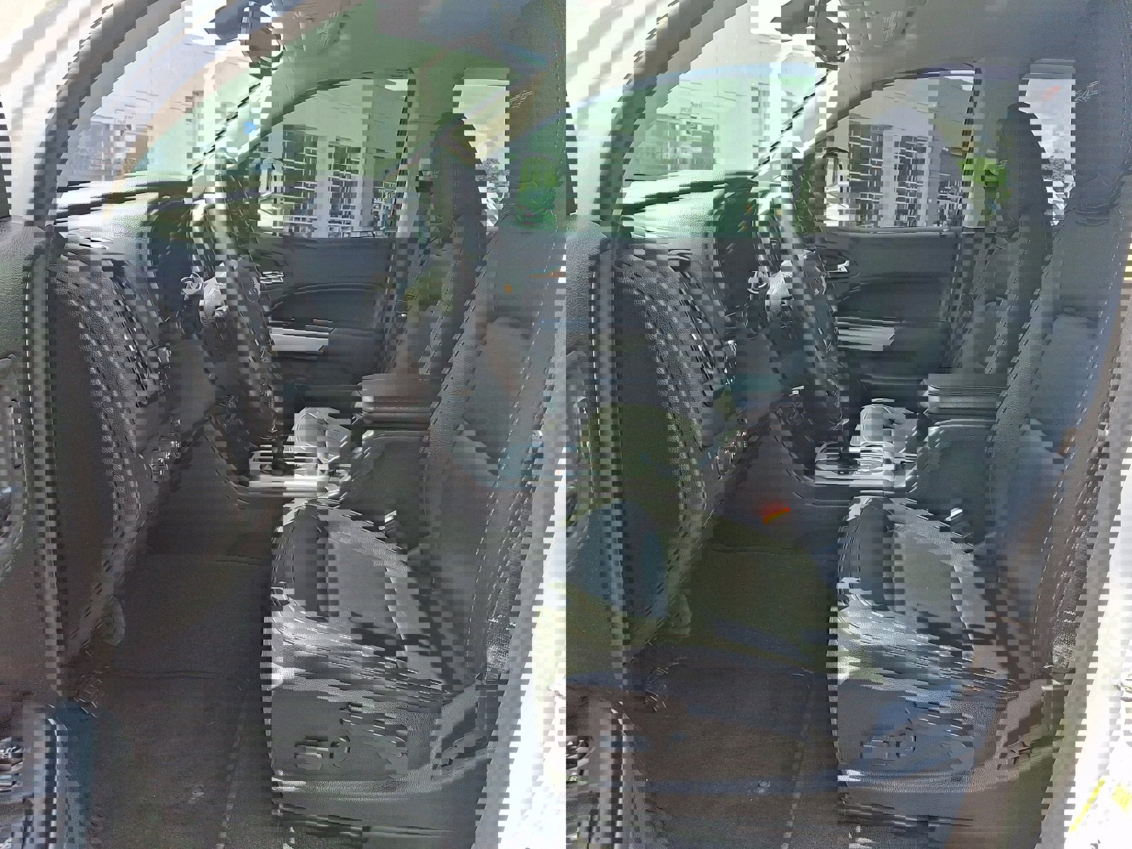 Used 2021 Chevrolet Colorado ZR2 image 14