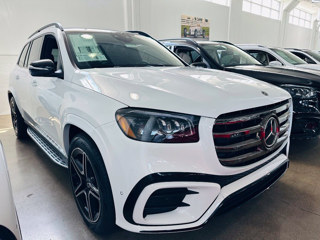 New 2026 Mercedes-Benz GLS 450 4MATIC image 3