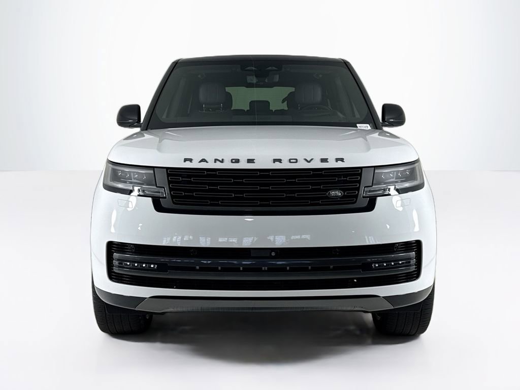 Used 2024 Land Rover Range Rover SE image 8