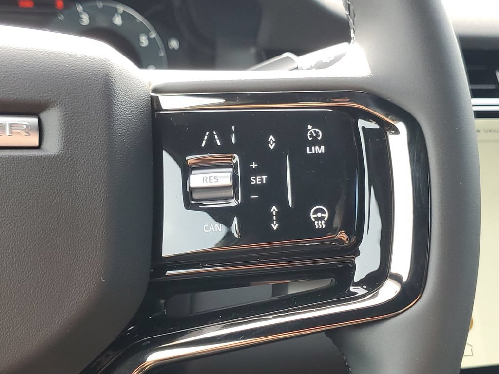 New 2026 Land Rover Range Rover Evoque S AWD/4WD image 18