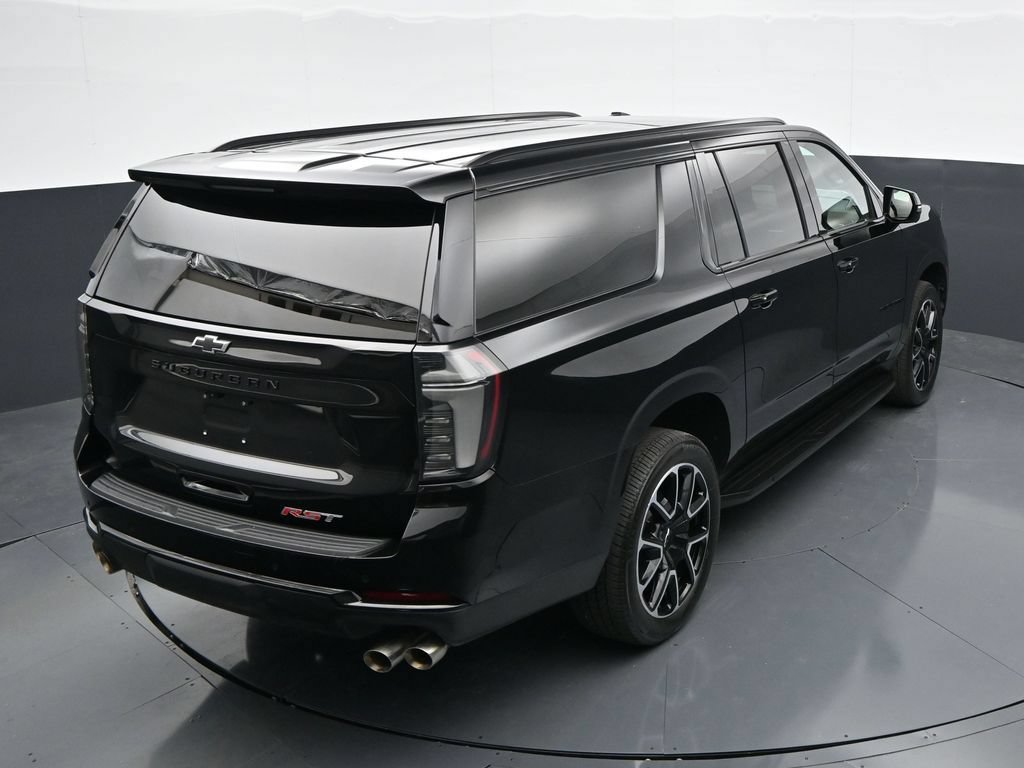 Used 2025 Chevrolet Suburban RST w/ Comfort Package AWD/4WD image 44
