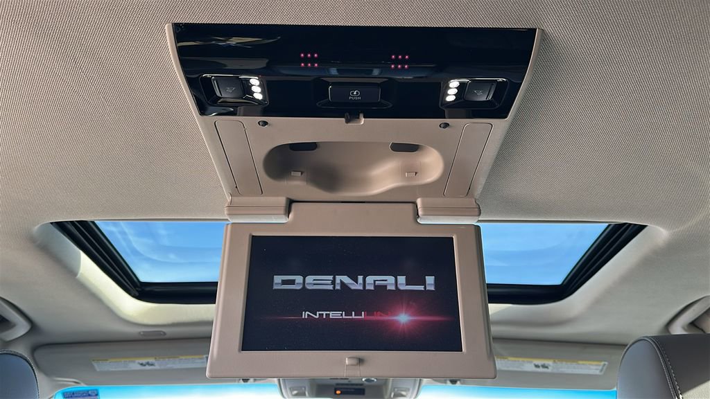 Used 2019 GMC Yukon Denali w/ Denali Ultimate Package image 31