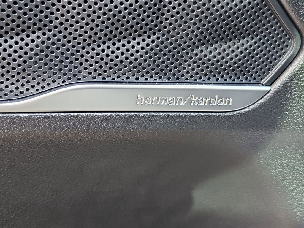 Used 2022 Hyundai Santa Fe Limited w/ Cargo Package image 31