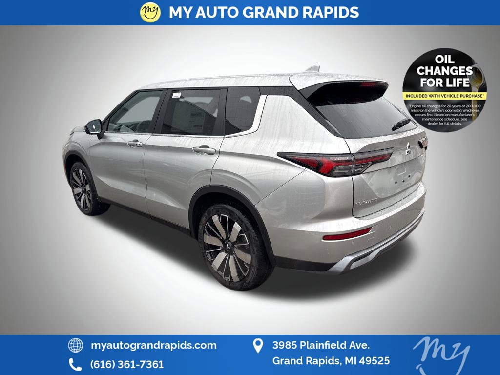 Used 2026 Mitsubishi Outlander SE AWD/4WD image 6
