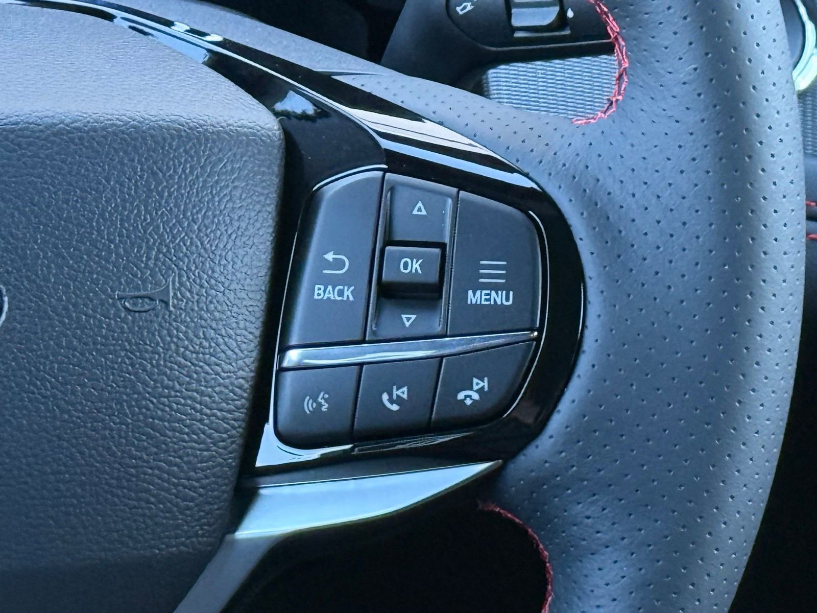 New 2026 Ford Explorer ST-Line image 34