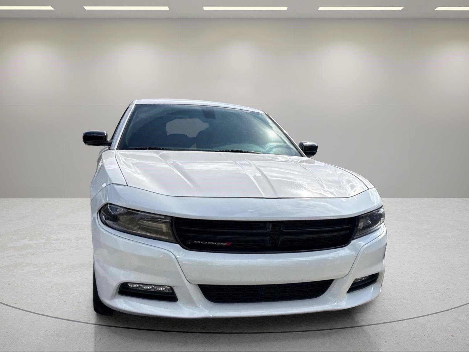 Used 2018 Dodge Charger SXT Plus w/ Blacktop Package RWD image 23