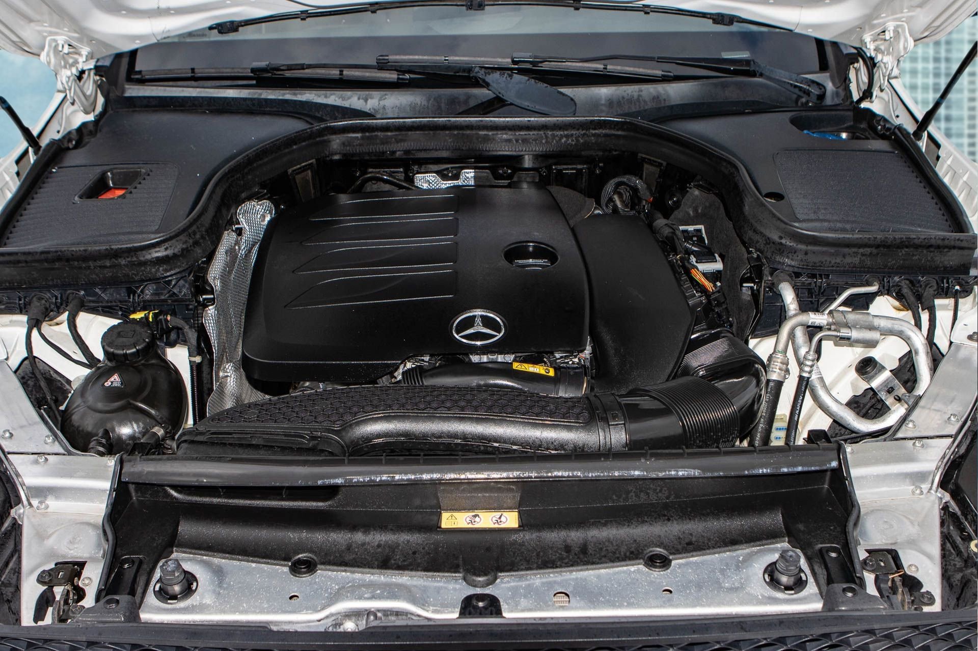 Used 2021 Mercedes-Benz GLC 300 w/ Premium Package image 34