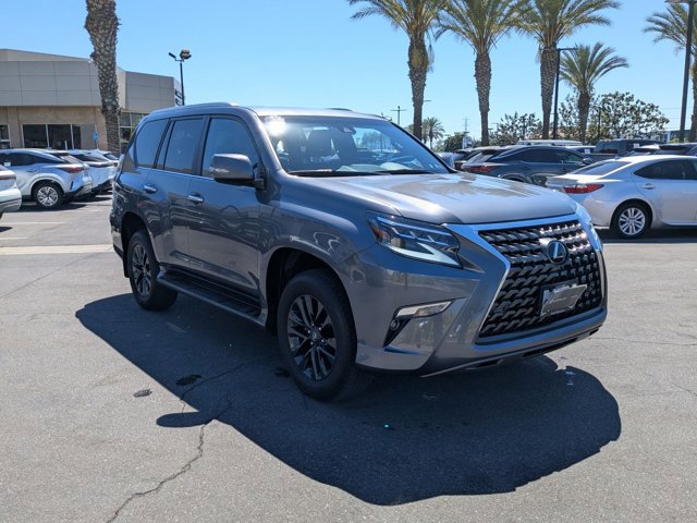Used 2023 Lexus GX 460 Premium w/ Premium Package image 3