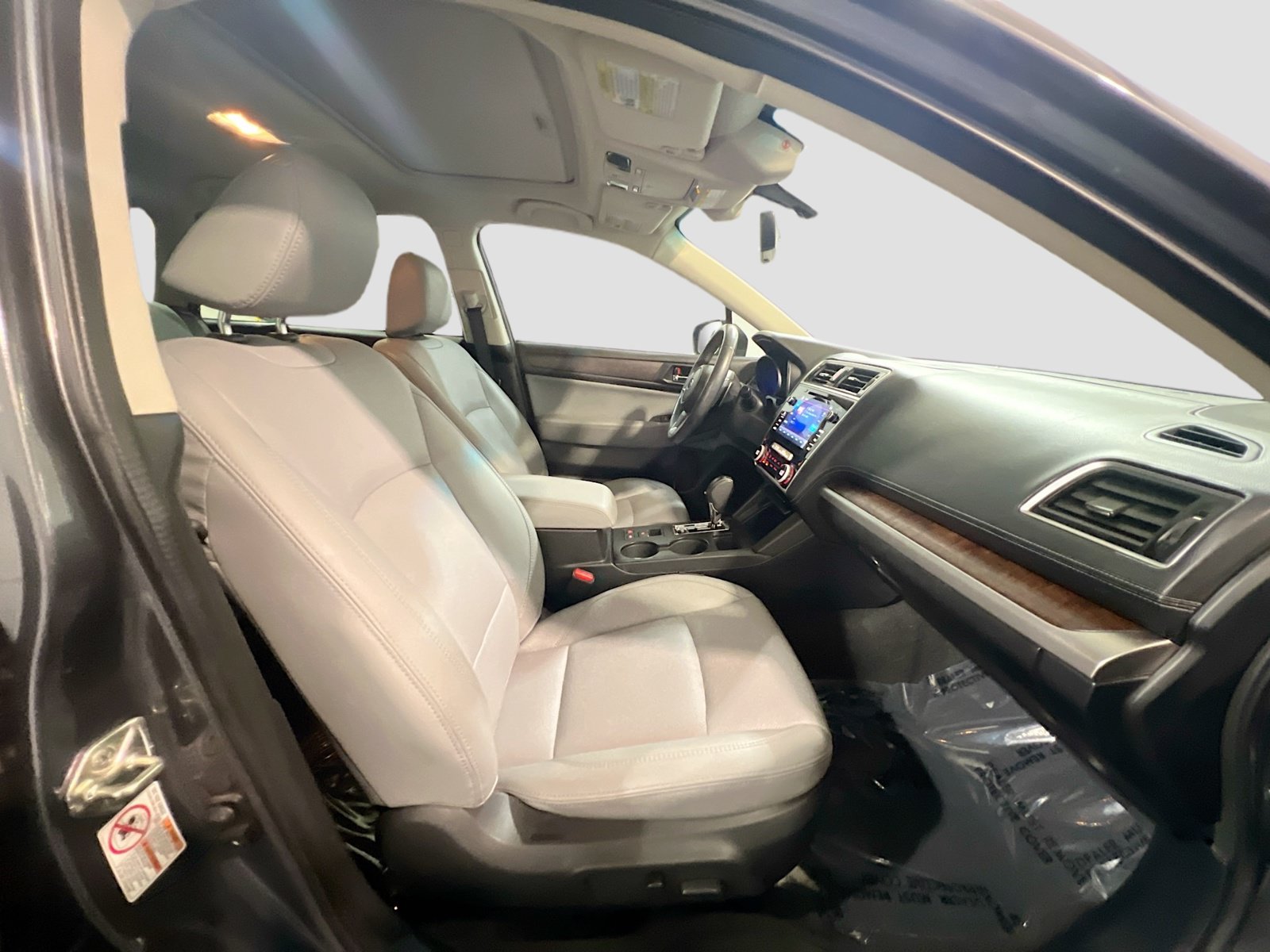 Used 2019 Subaru Outback 2.5i Limited AWD/4WD image 23