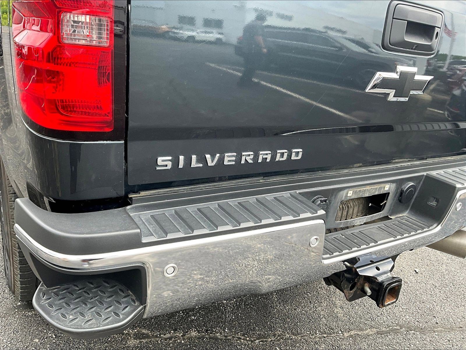 Used 2017 Chevrolet Silverado 2500 LTZ w/ Duramax Plus Package AWD/4WD image 25