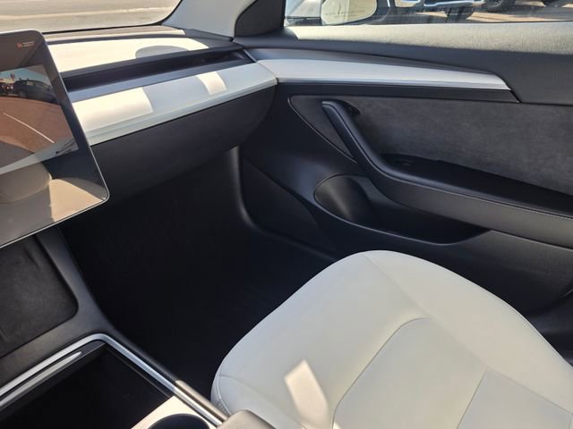 Used 2023 Tesla Model 3 Standard Range RWD image 29