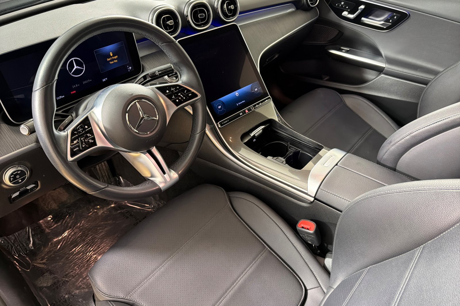 Used 2023 Mercedes-Benz C 300 Sedan image 9