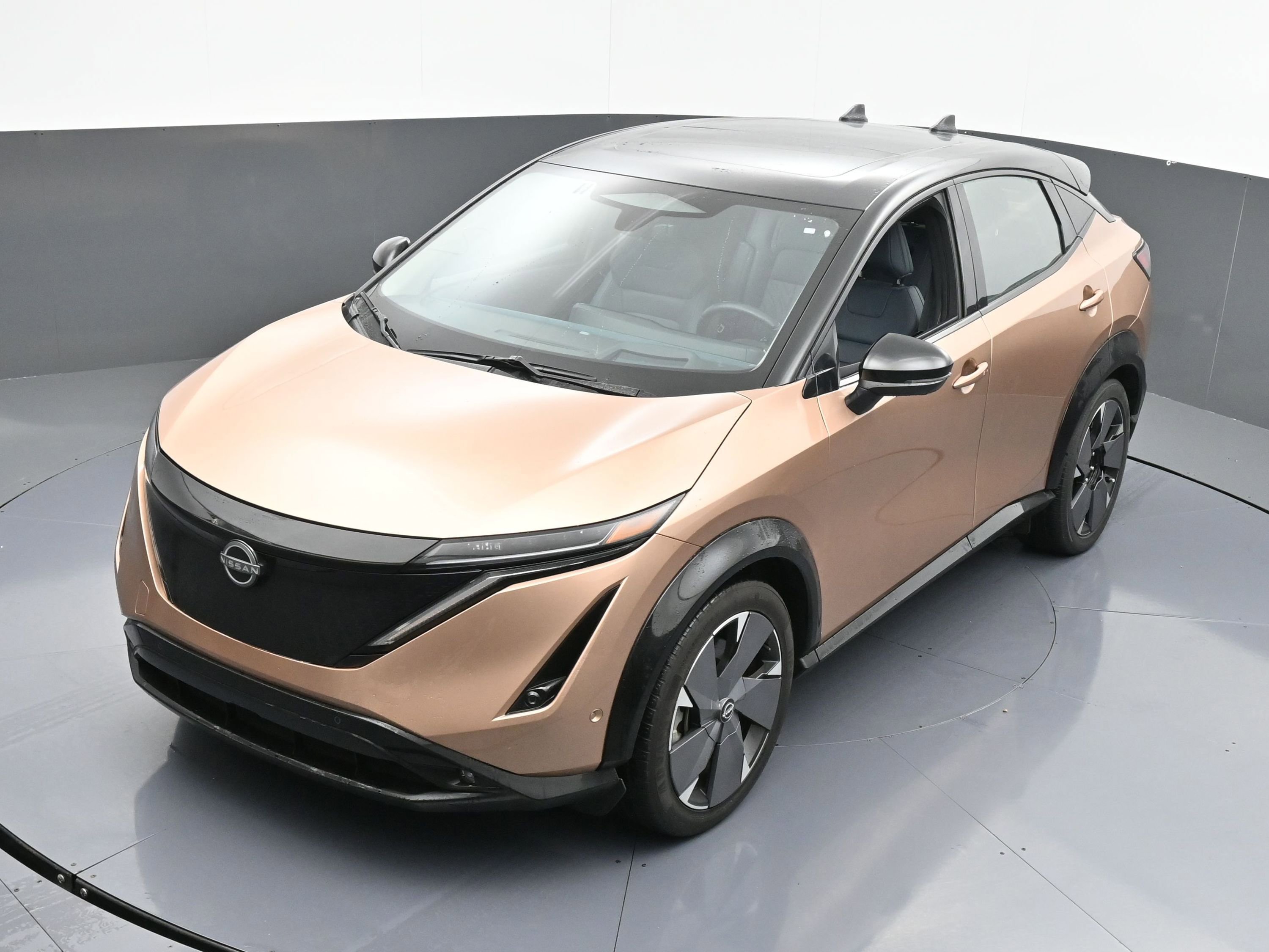 Used 2023 Nissan Ariya image 30