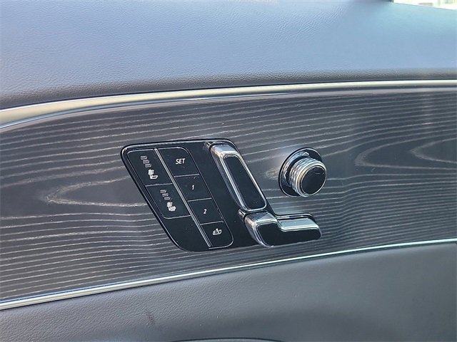 Used 2025 Cadillac Lyriq Sport image 17