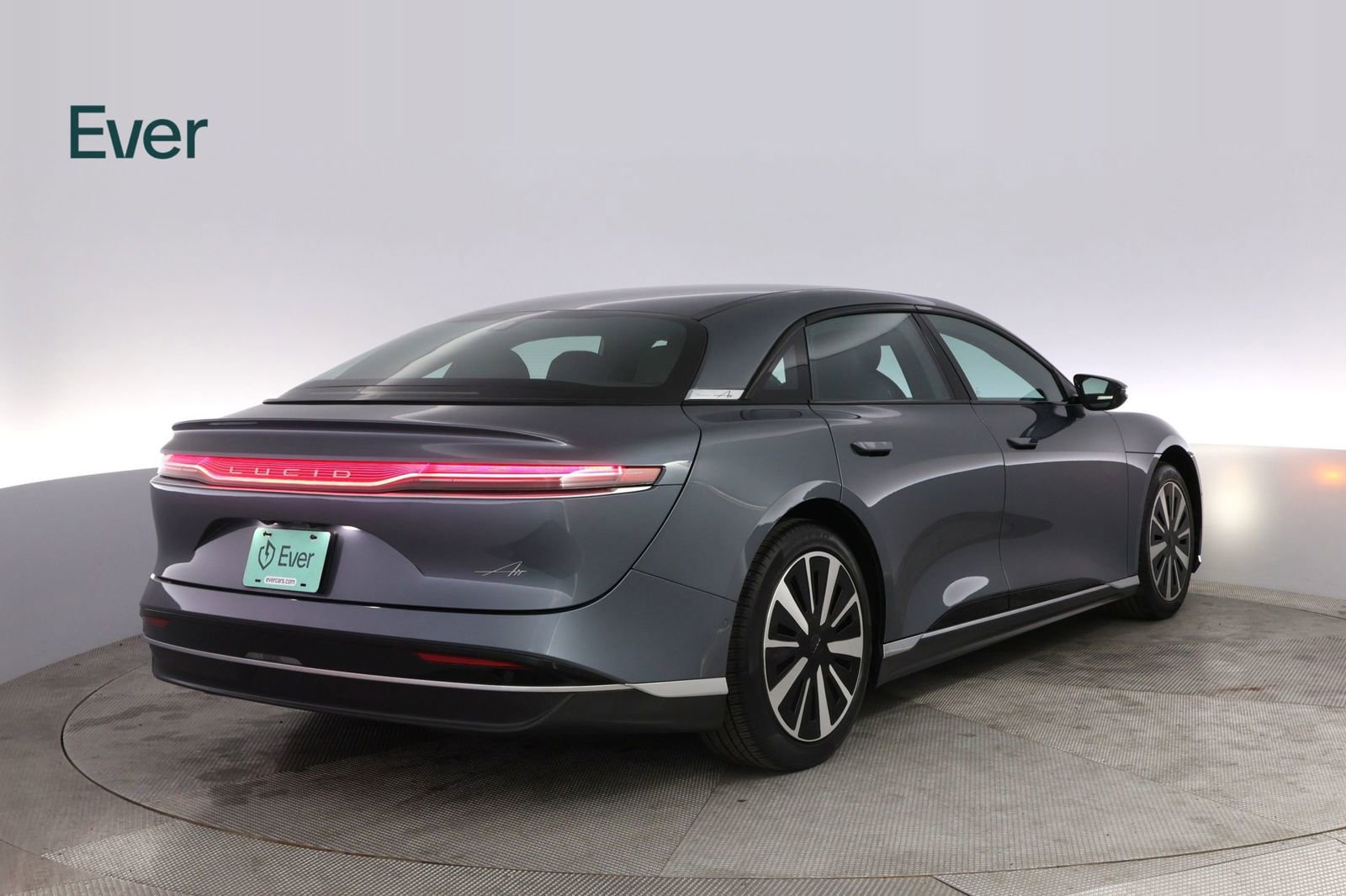 Used 2023 Lucid Air Pure image 3