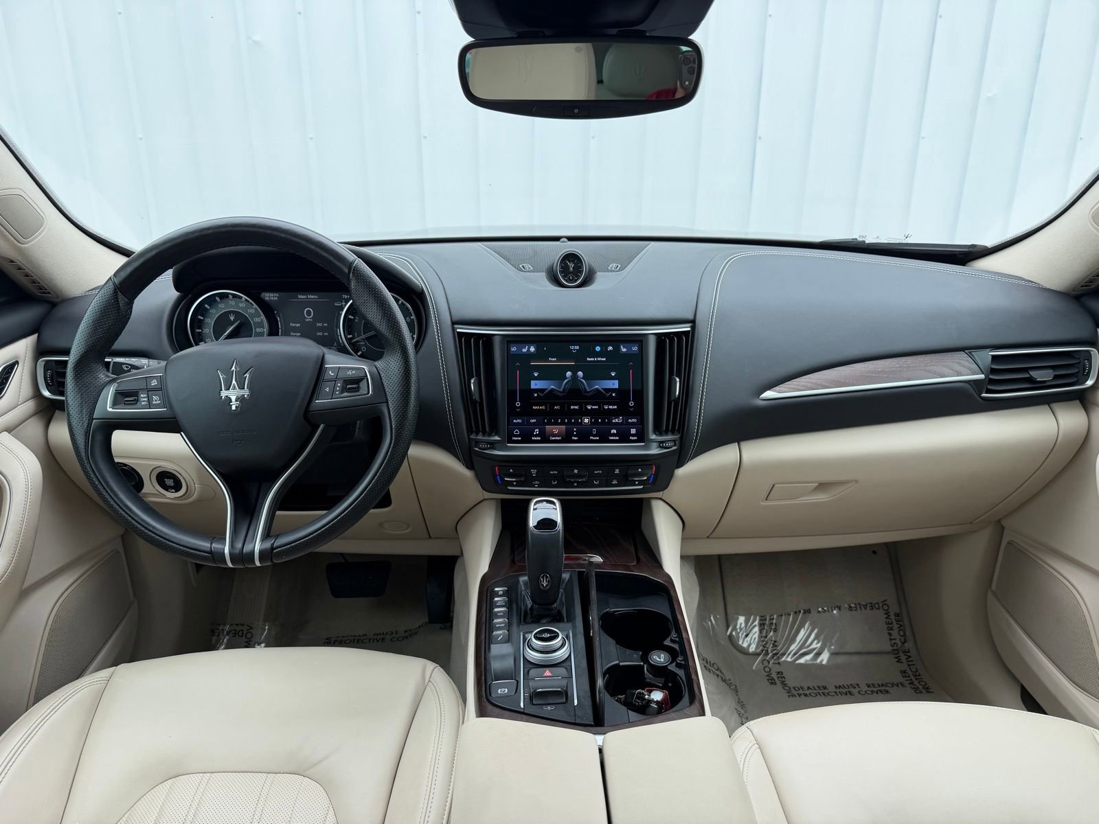 Used 2022 Maserati Levante GT AWD/4WD image 12