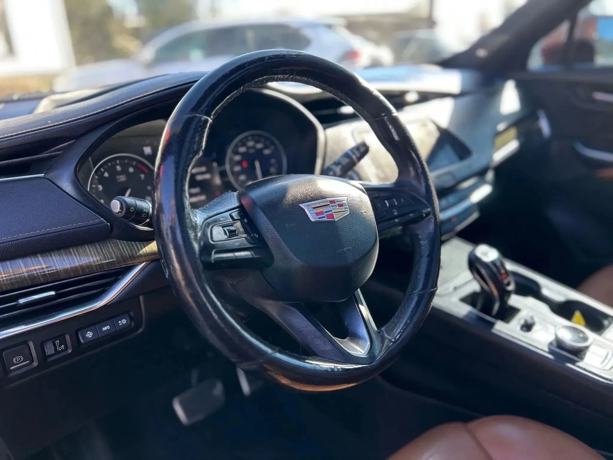 Used 2019 Cadillac XT4 Sport AWD/4WD image 12