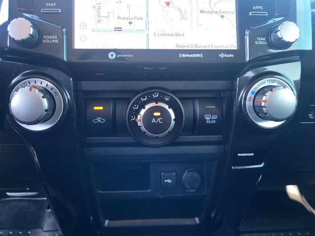 Used 2020 Toyota 4Runner TRD Off-Road Premium AWD/4WD image 18
