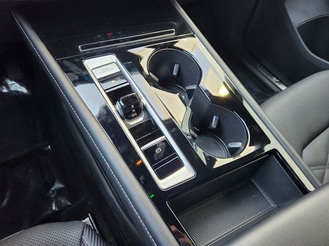 Used 2024 Volkswagen Atlas Cross Sport SE image 23