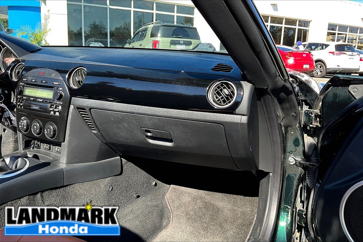 Used 2008 MAZDA MX-5 Miata Grand Touring RWD image 16