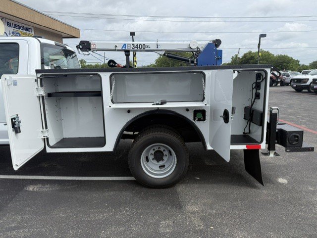 New 2026 Ford F350 XL AWD/4WD image 9
