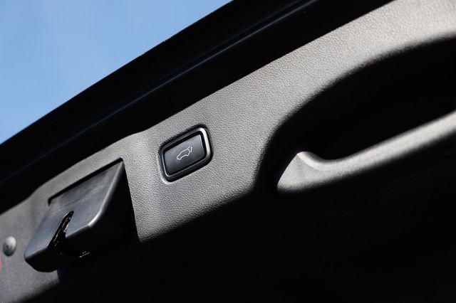 Used 2017 Kia Sorento SX image 57