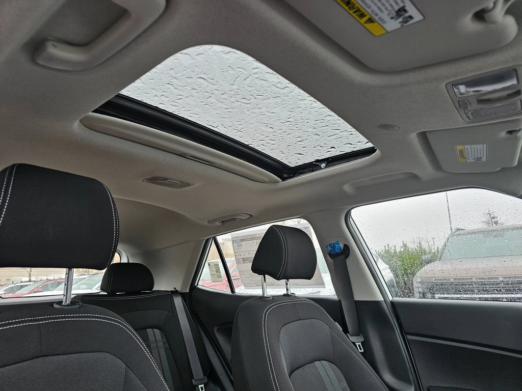 New 2026 Hyundai Venue SEL FWD image 11