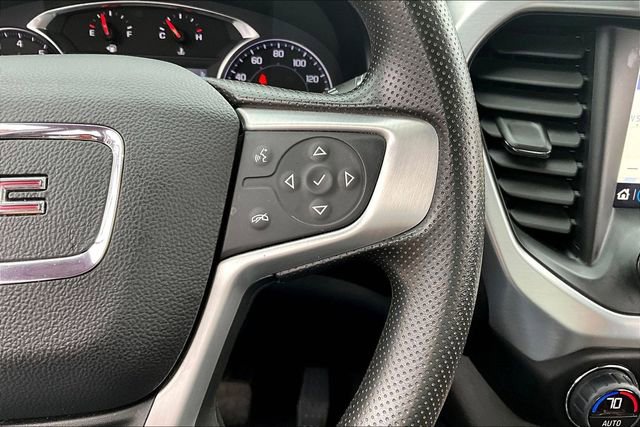 Used 2023 GMC Acadia SLE w/ Driver Convenience Package image 12