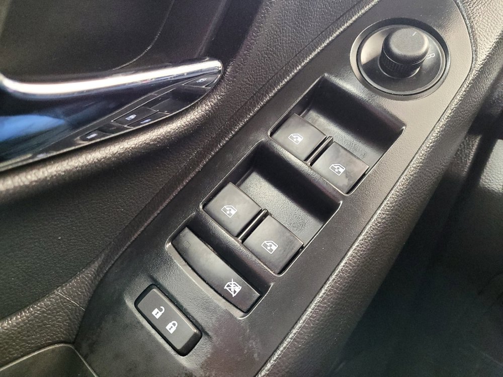 Used 2020 Chevrolet Trax LS w/ Tint and Cruise Package image 27