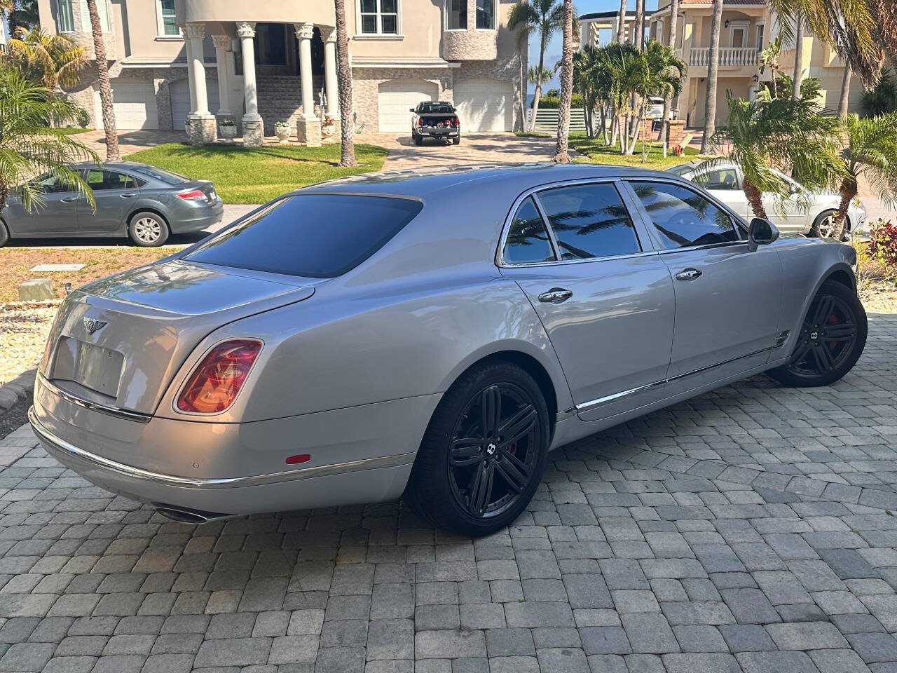Used 2011 Bentley Mulsanne RWD image 8