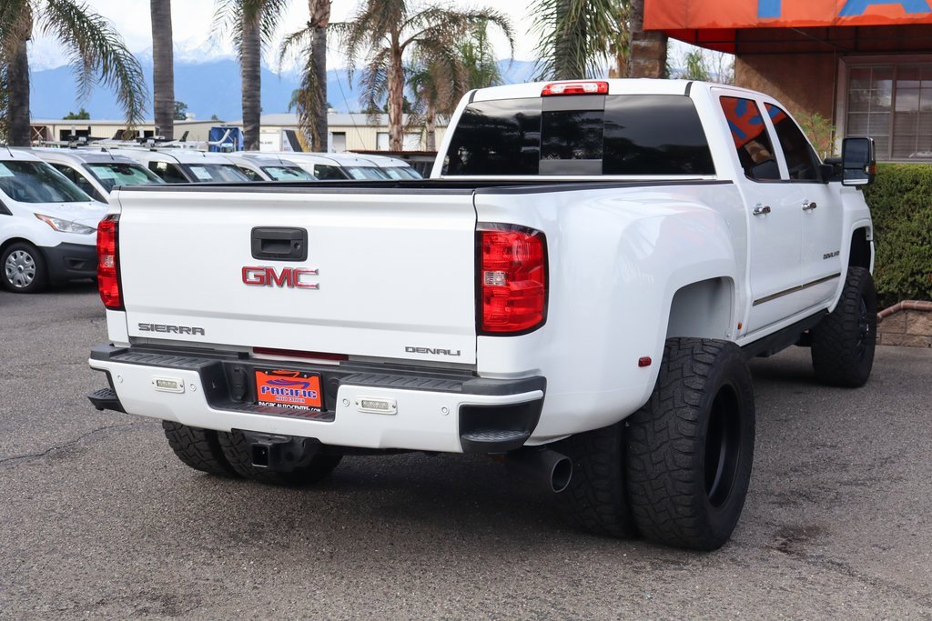 Used 2016 GMC Sierra 3500 Denali w/ Duramax Plus Package image 10