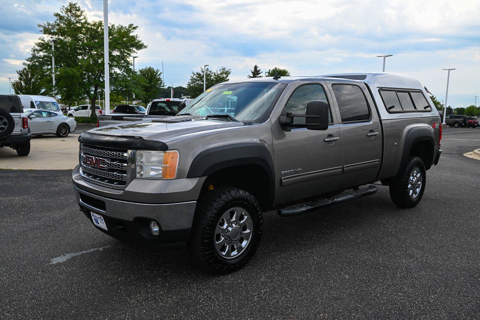 Used 2013 GMC Sierra 2500 SLT w/ SLT Convenience Package AWD/4WD image 9