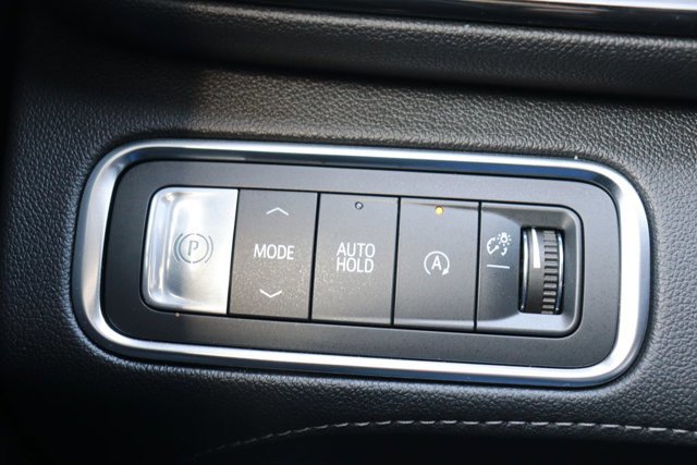 Used 2025 Buick Enclave Sport Touring image 27