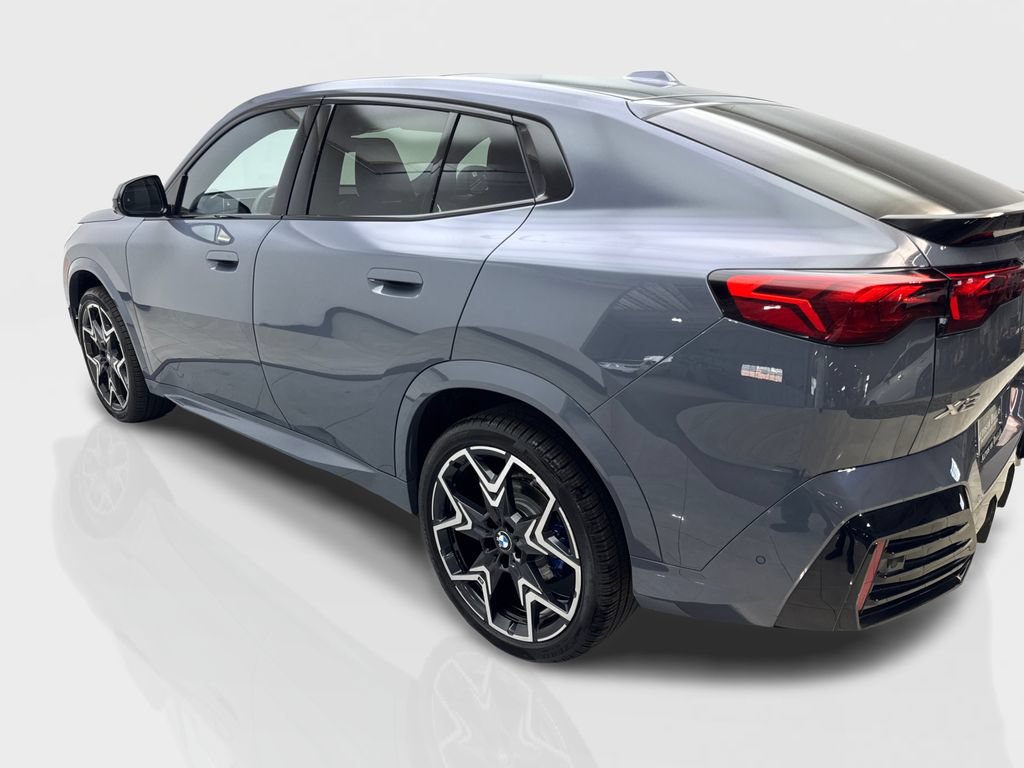 Used 2026 BMW X2 xDrive28i w/ Technology Package AWD/4WD image 13