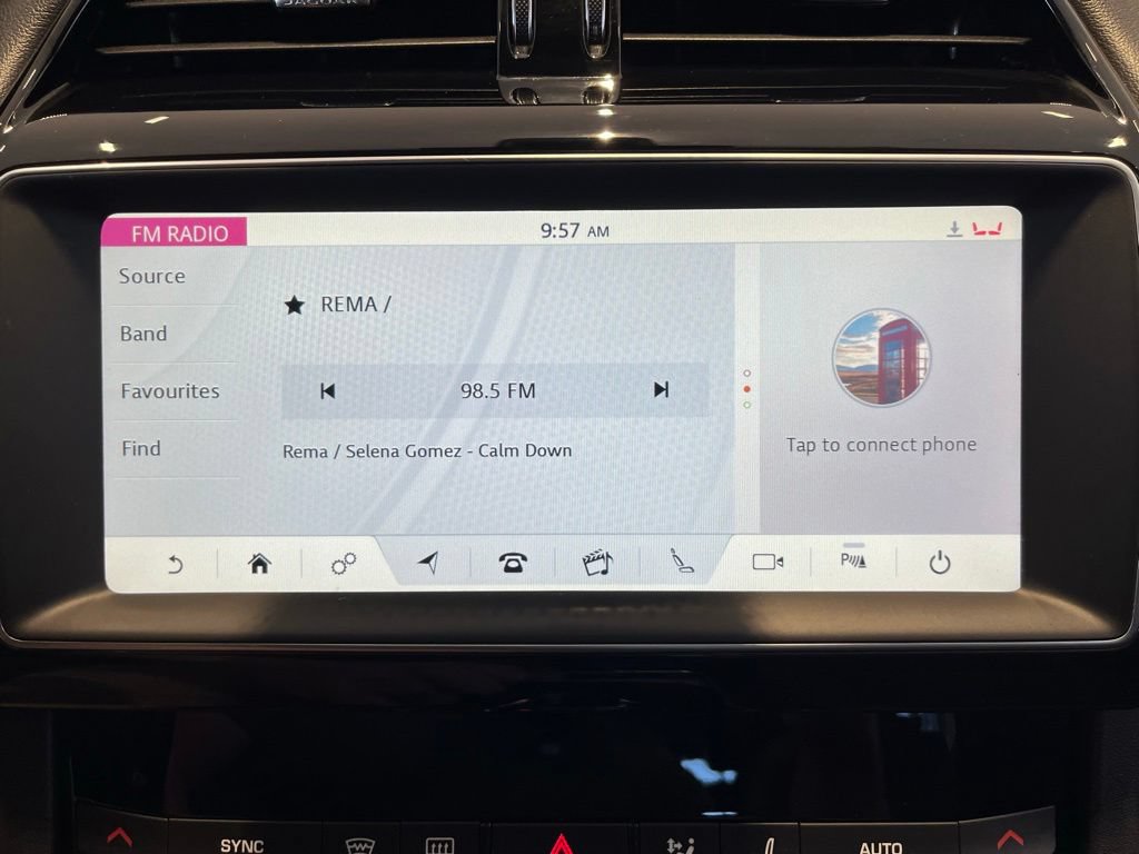 Used 2019 Jaguar F-PACE Premium AWD/4WD image 56