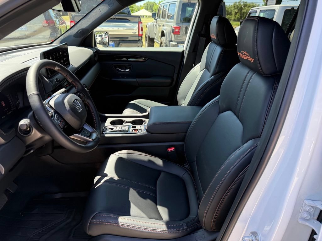 Certified 2026 Honda Pilot TrailSport image 16