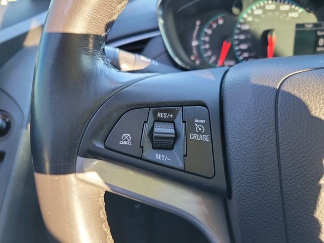 Certified 2021 Chevrolet Trax LT w/ Driver Confidence Package image 21