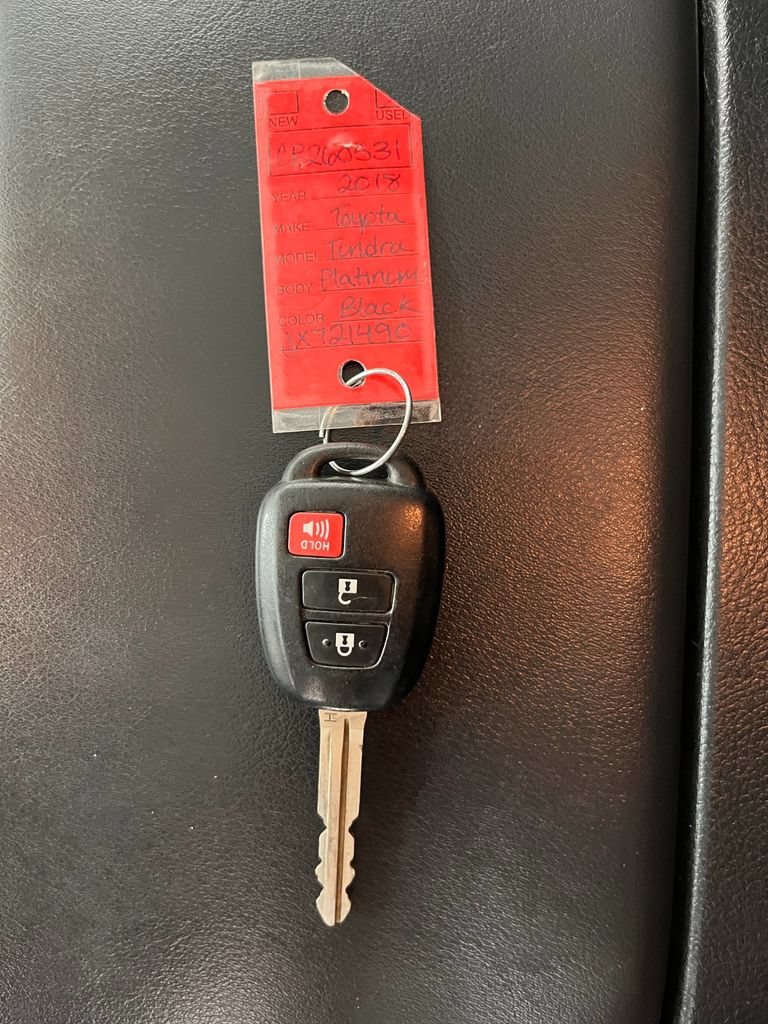 Used 2018 Toyota Tundra Platinum AWD/4WD image 34