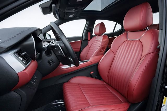 Used 2023 Genesis G70 2.0T w/ Sport Prestige Package image 13