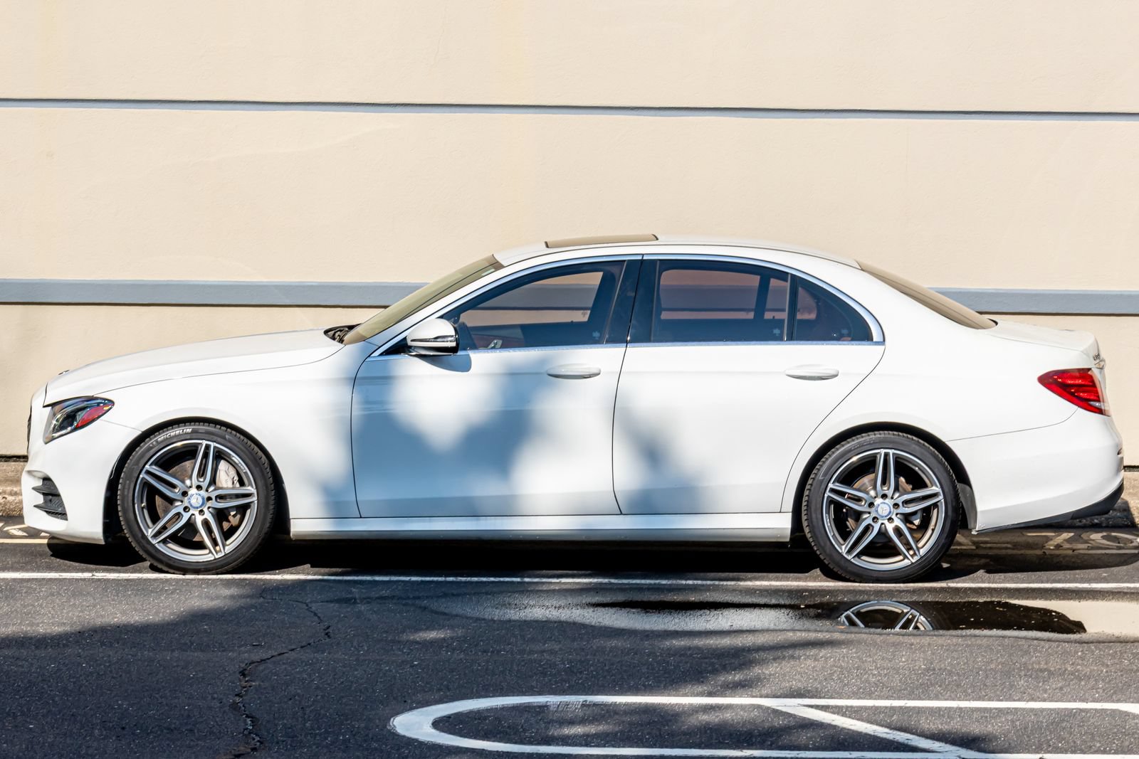 Used 2017 Mercedes-Benz E 300 image 6