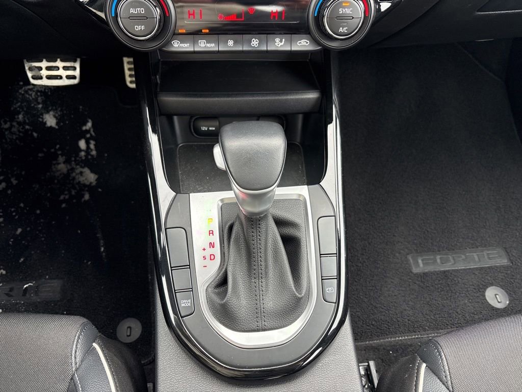 Used 2023 Kia Forte GT-Line w/ GT-Line Technology Package image 17