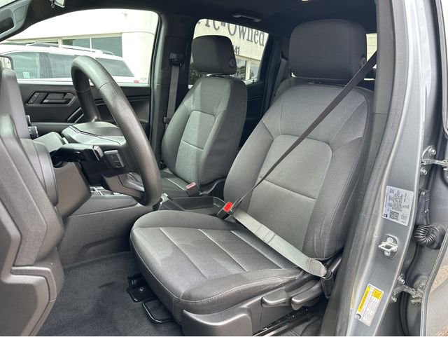Used 2023 Chevrolet Colorado W/T RWD image 5