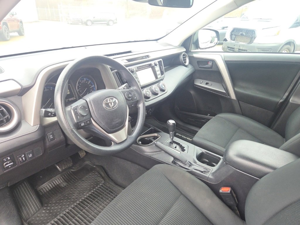 Used 2018 Toyota RAV4 LE w/ All Weather Liner Package image 12