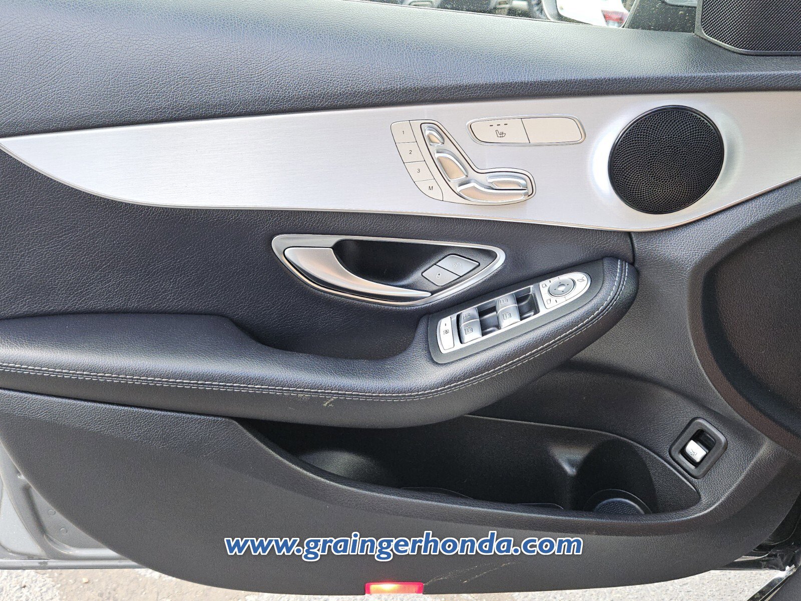 Used 2018 Mercedes-Benz C 300 Sedan image 23