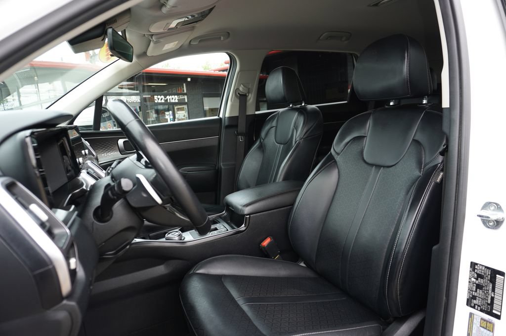 Used 2022 Kia Sorento EX AWD/4WD image 22